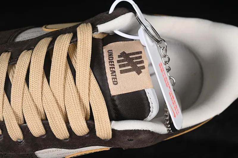 All categories Nk Air Force 1 Air Force series Nk Air Force 1 Low Air Force low top Nike Air Force 1'07 Low joint brown white gold Air Force 1 low top casual sneakers KD1688-001